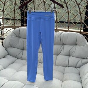 Gym shark x Whitney Simmons leggings size medium.